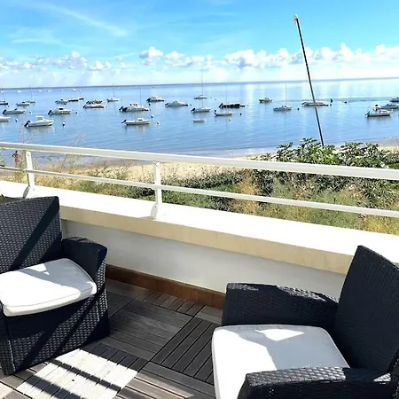 Laiguillon Yourhosthelper Apartment